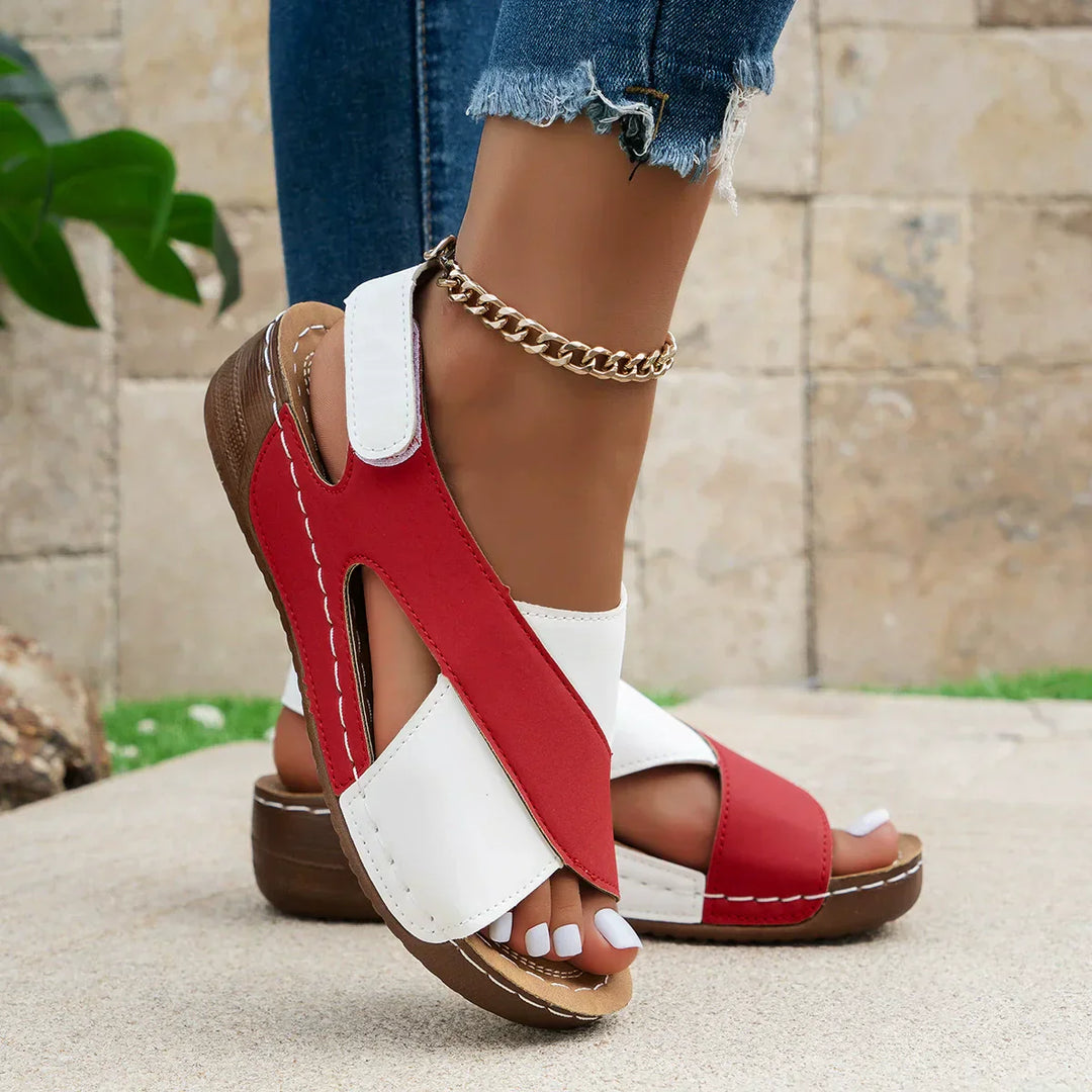 Carla - Orthopedic sandals with slanted heel