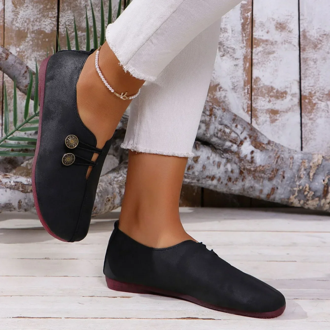 Aliisa™ | Suede loafers that move with you